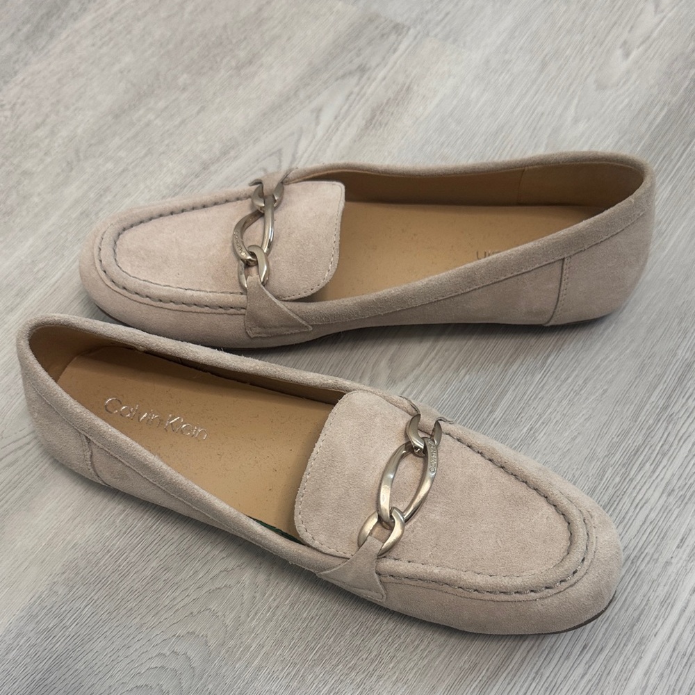 Calvin Klein Beige Suede Chain-Trim Loafers